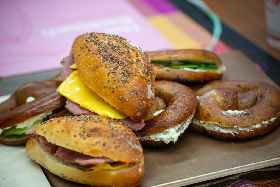 Animation bagels toastés et garnis à la demande à Paris