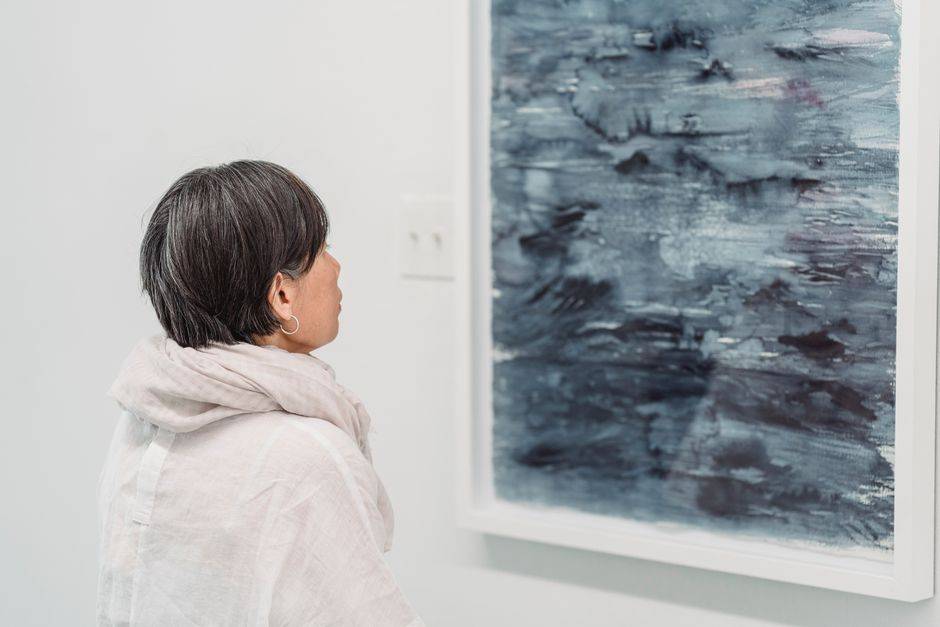 Un traiteur pour le vernissage d'une association ou d'un artiste, à Paris
